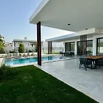 Ashta - Nora 빌라