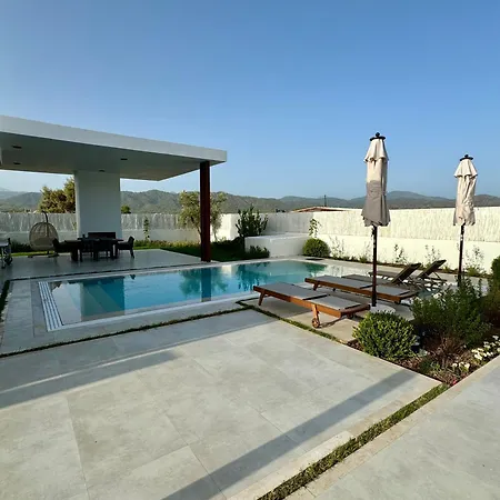 Ashta - Nora Fethiye